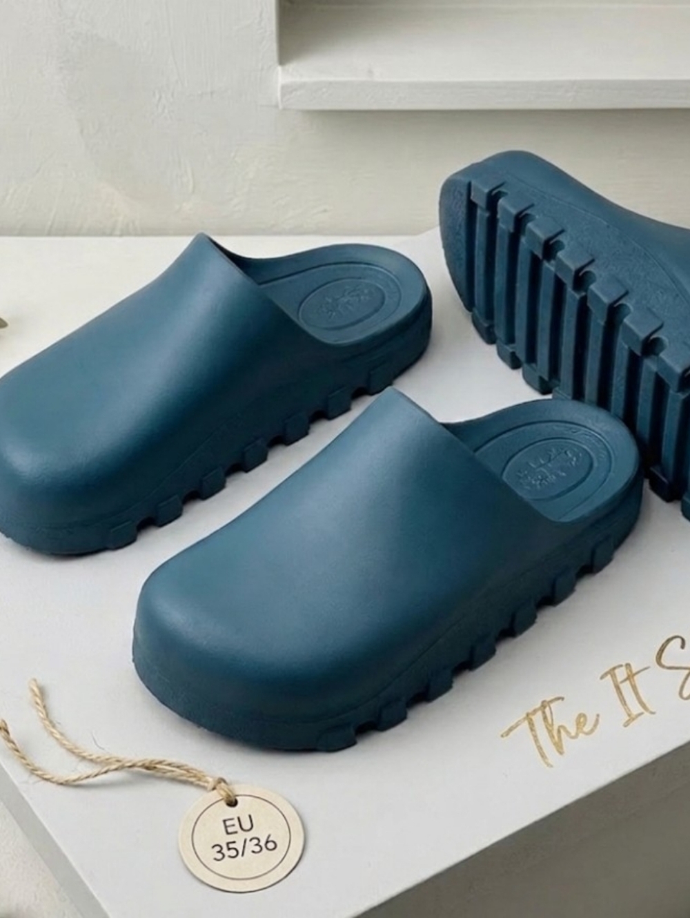 Free People FP Movement The It Slide Navy Blue Sandals EU 35/36 - Picture 16 of 16